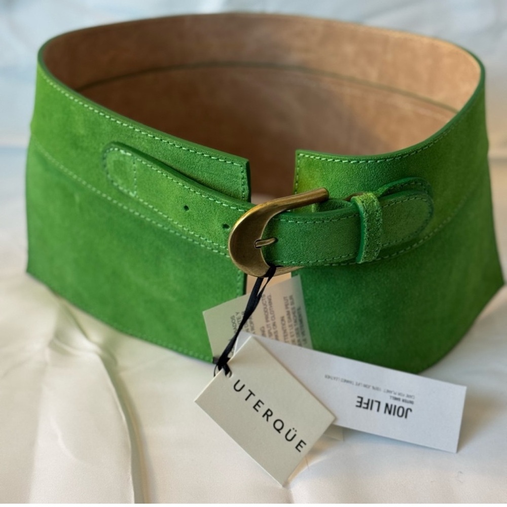 Green suede belt